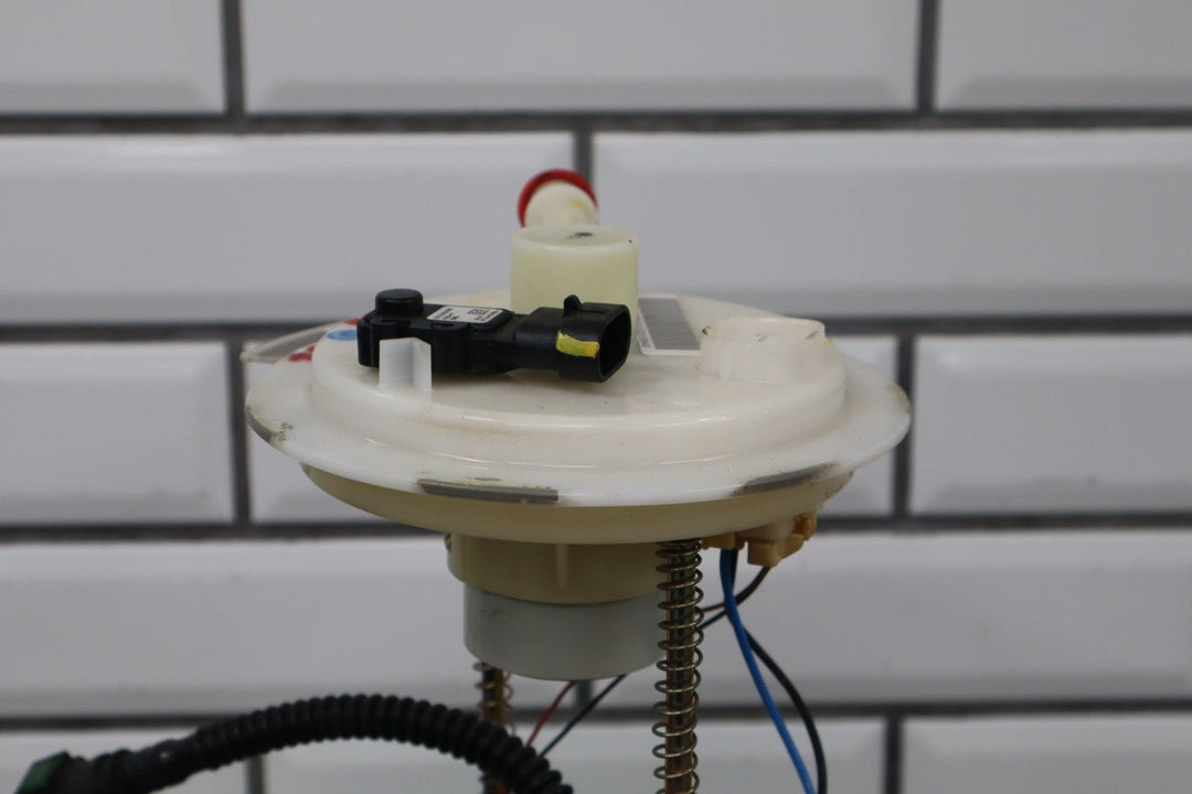 2004 - 2006 Pontiac GTO - Fuel Pump