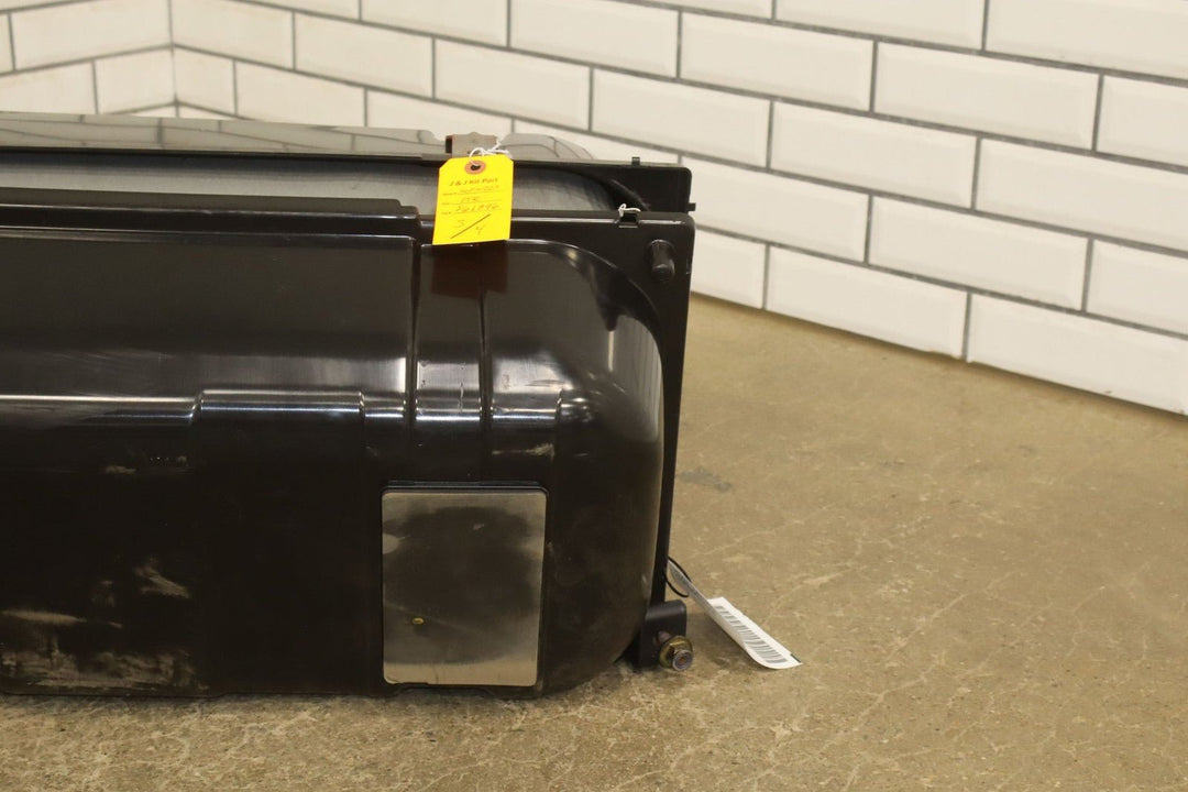 2004 - 2006 Pontiac GTO Fuel Tank 92157560 OEM