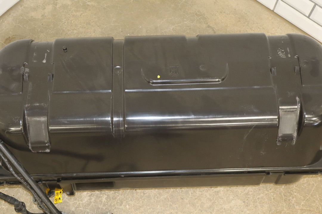 2004 - 2006 Pontiac GTO Fuel Tank 92157560 OEM