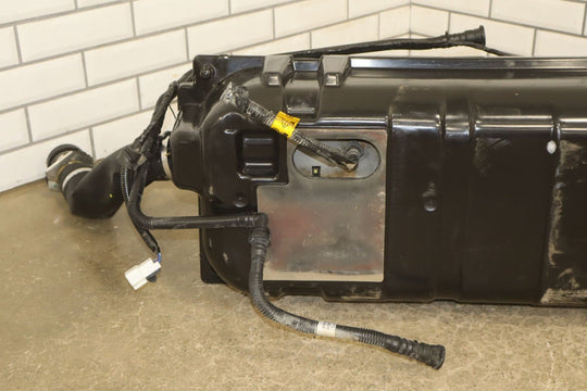 2004 - 2006 Pontiac GTO Fuel Tank 92157560 OEM