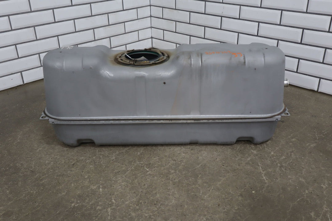 2004 - 2006 Pontiac GTO Fuel Tank 92157560 OEM