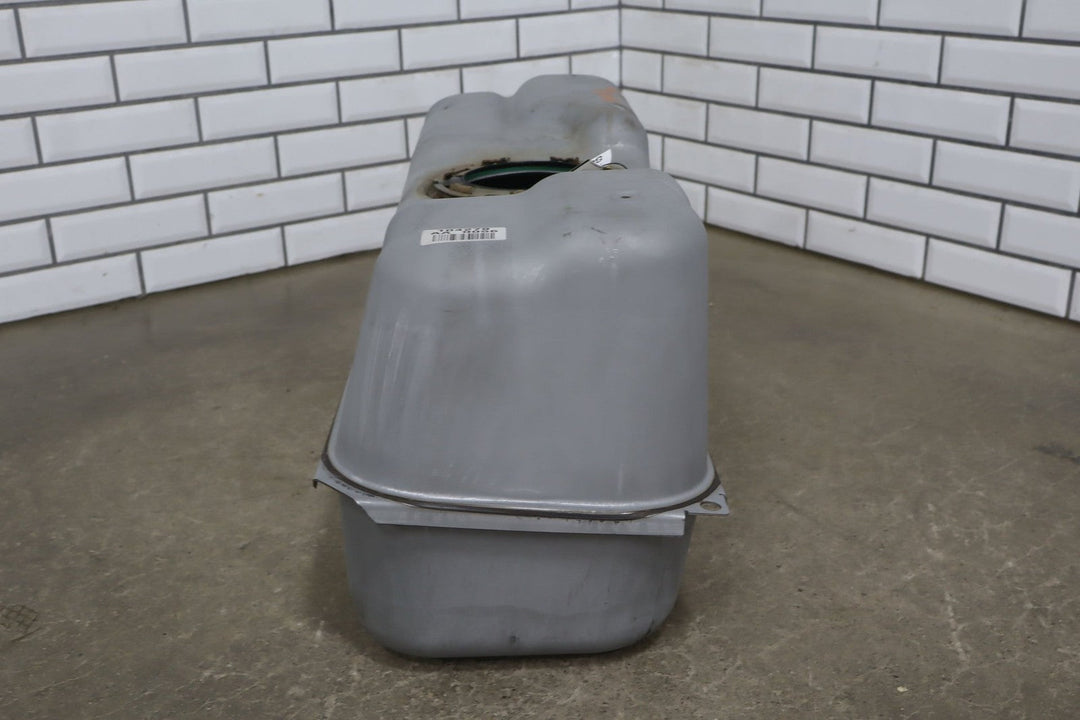 2004 - 2006 Pontiac GTO Fuel Tank 92157560 OEM