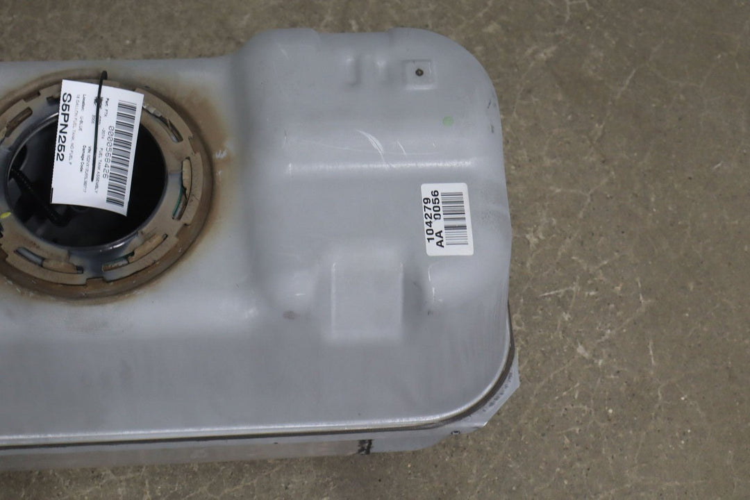 2004 - 2006 Pontiac GTO Fuel Tank 92157560 OEM