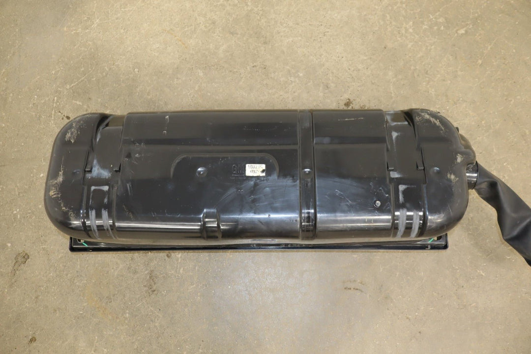 2004 - 2006 Pontiac GTO Fuel Tank 92157560 OEM