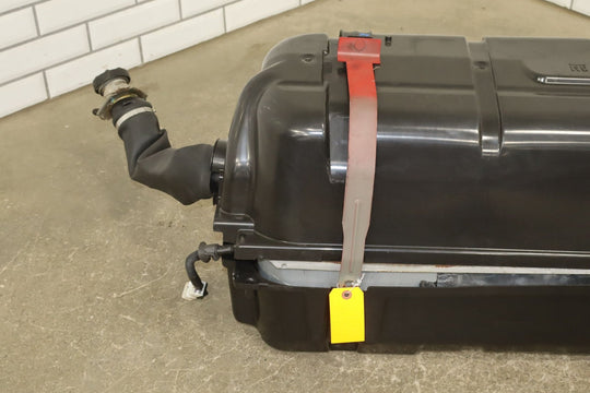 2004 - 2006 Pontiac GTO Fuel Tank 92157560 OEM