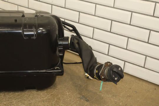 2004 - 2006 Pontiac GTO Fuel Tank 92157560 OEM