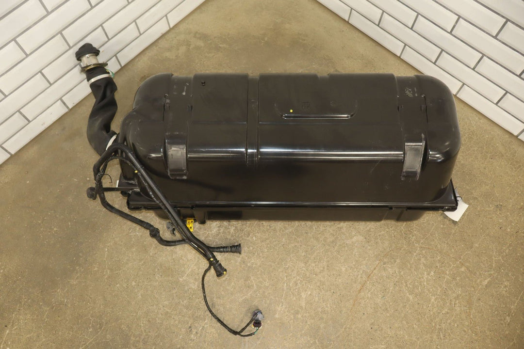 2004 - 2006 Pontiac GTO Fuel Tank 92157560 OEM