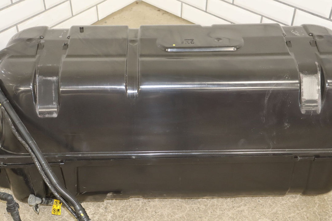 2004 - 2006 Pontiac GTO Fuel Tank 92157560 OEM