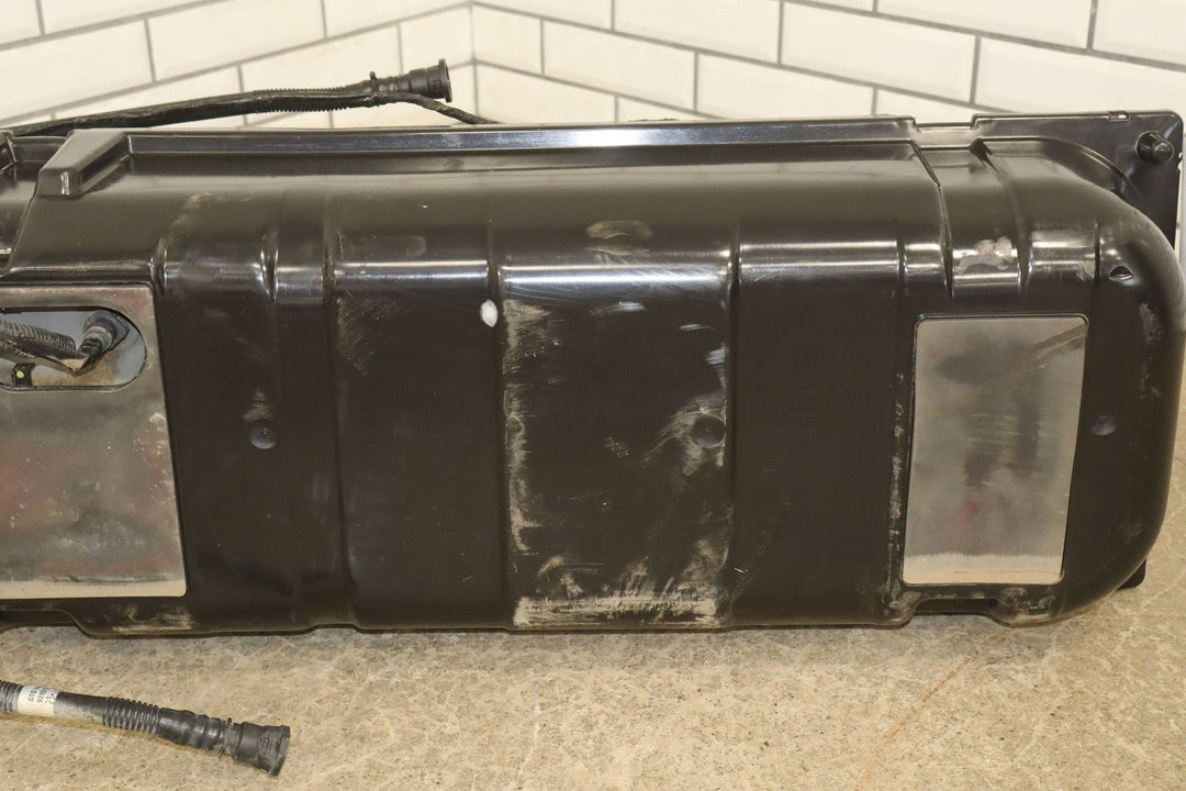 2004 - 2006 Pontiac GTO Fuel Tank 92157560 OEM