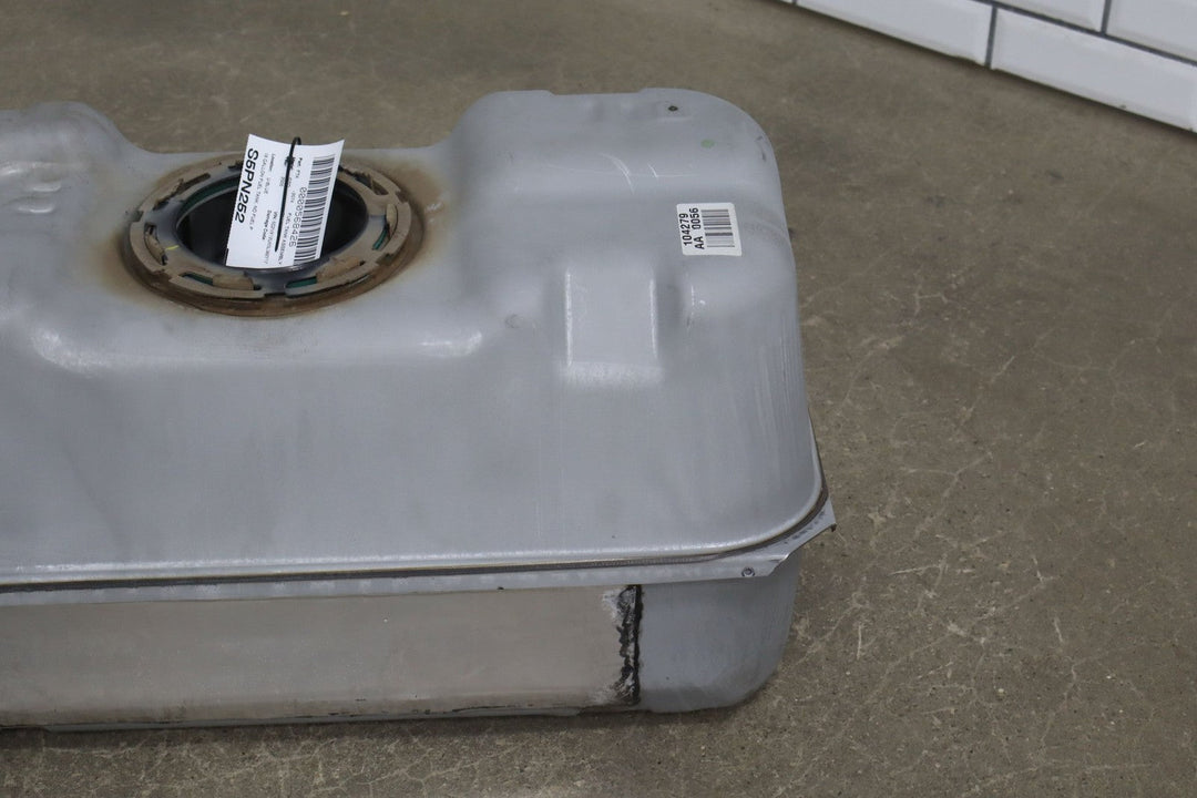 2004 - 2006 Pontiac GTO Fuel Tank 92157560 OEM