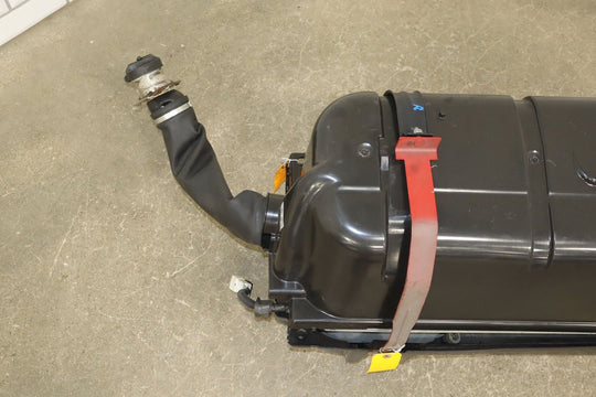 2004 - 2006 Pontiac GTO Fuel Tank 92157560 OEM