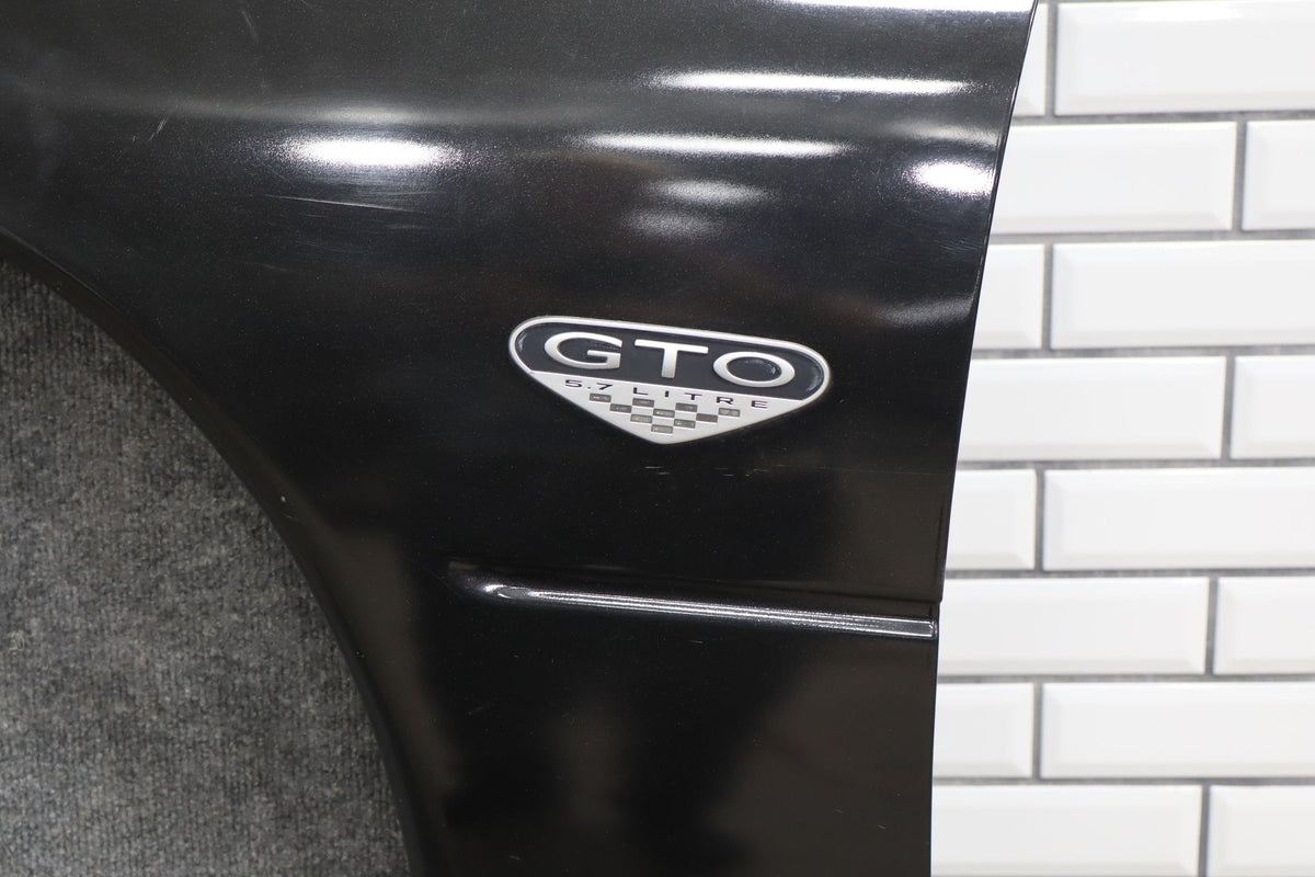 2004-2006 Pontiac GTO Left Fender Phantom Black 41