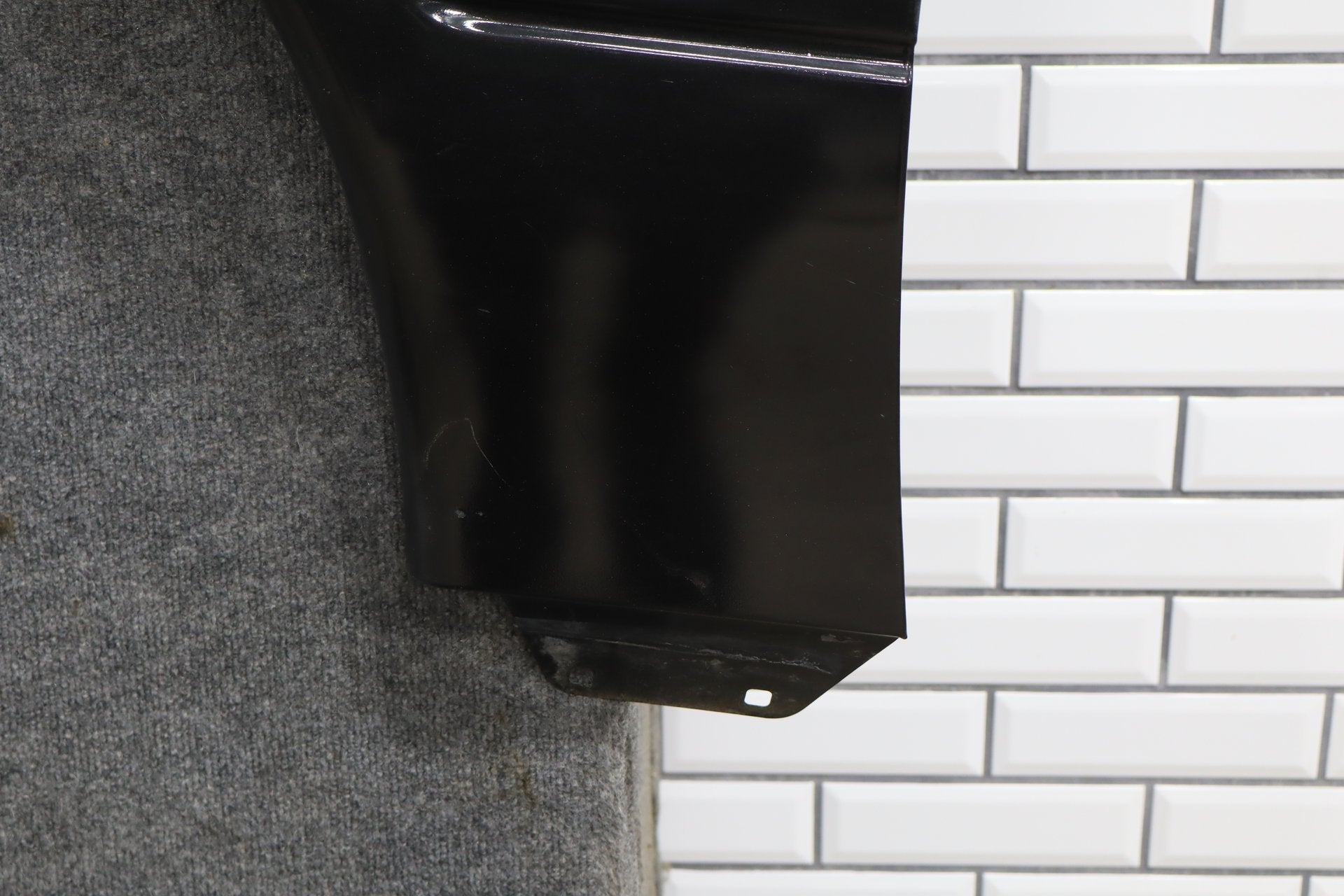 2004-2006 Pontiac GTO Left Fender Phantom Black 41