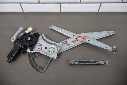 2004 - 2006 Pontiac GTO Left Front Door Regulator 92178256 OEM