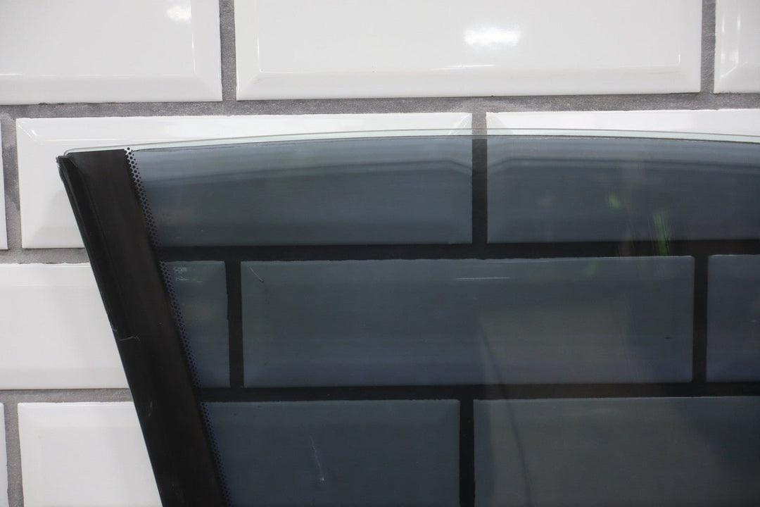 2004 - 2006 Pontiac GTO Left Front Door Window 92177510 OEM