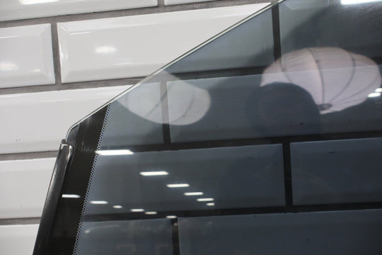 2004 - 2006 Pontiac GTO Left Front Door Window 92177510 OEM