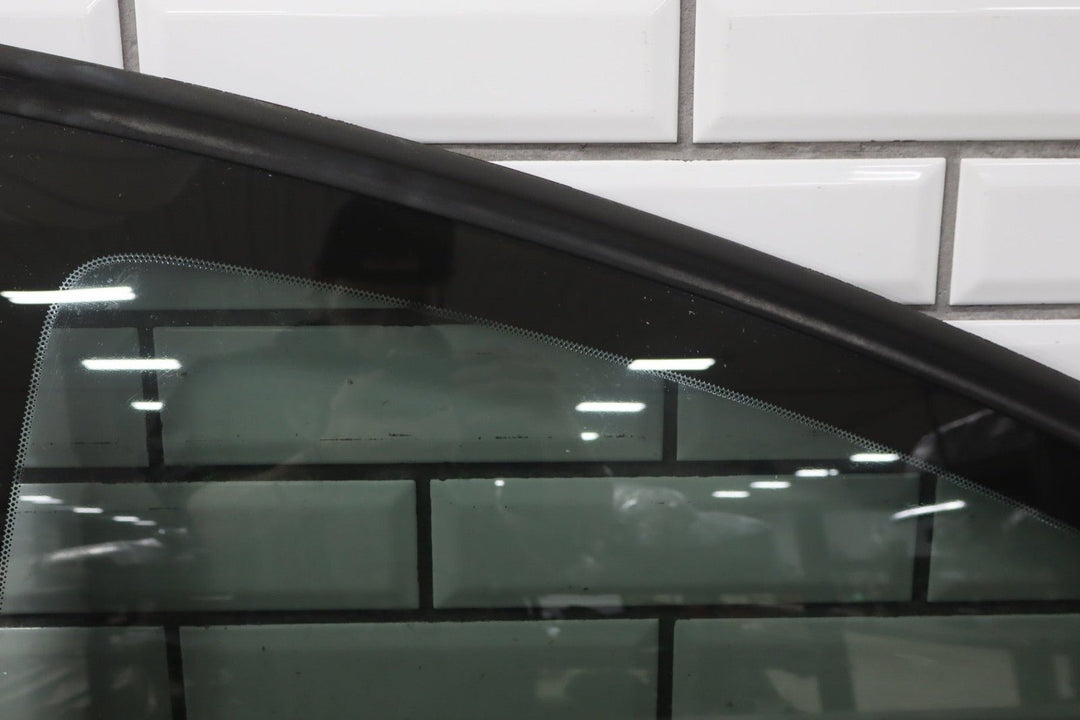 2004 - 2006 Pontiac GTO Left Quarter Window 92202901
