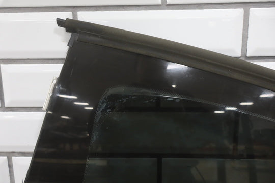 2004 - 2006 Pontiac GTO Left Quarter Window 92202901