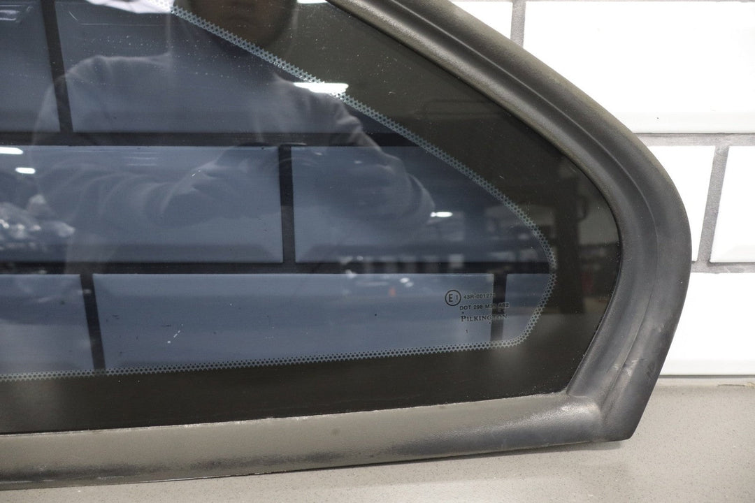 2004 - 2006 Pontiac GTO Left Quarter Window 92202901