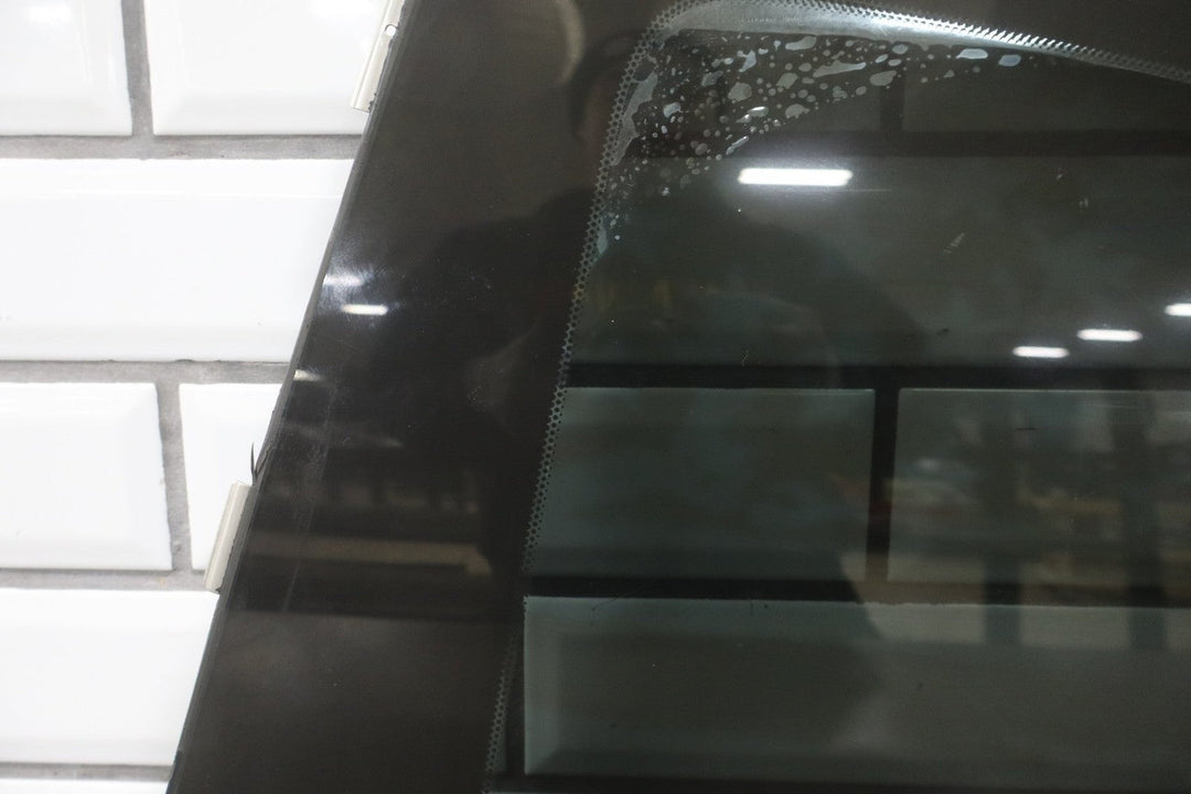 2004 - 2006 Pontiac GTO Left Quarter Window 92202901