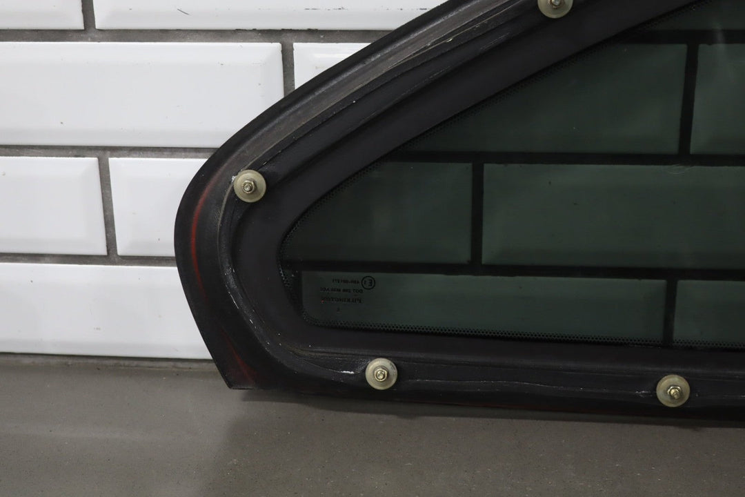 2004 - 2006 Pontiac GTO Left Quarter Window 92202901