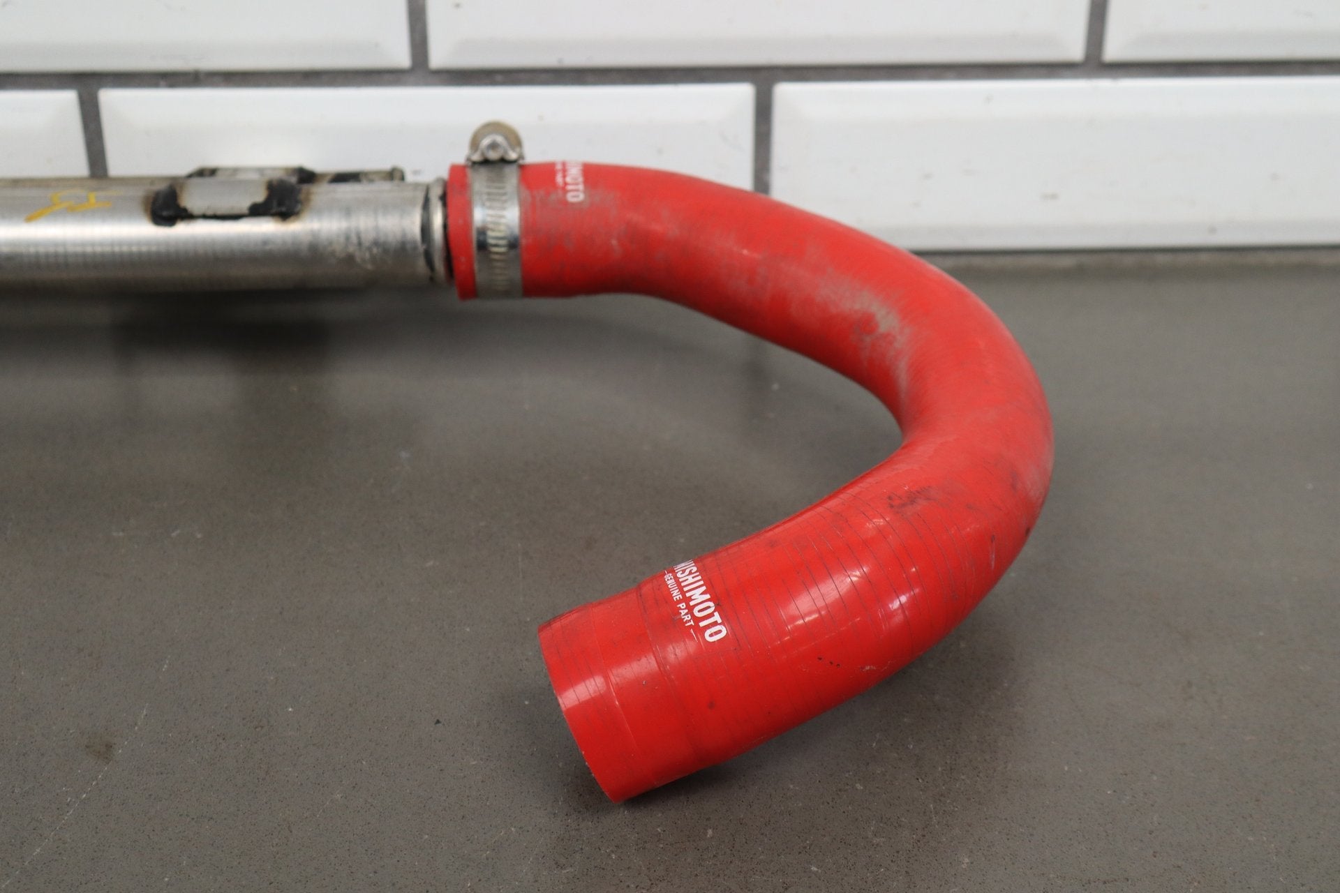 2004-2006 Pontiac GTO - Lower Water Bypass Pipe W/ Silicon Hoses