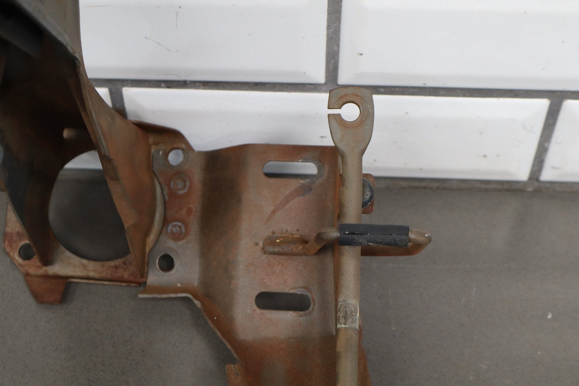 2004-2006 Pontiac GTO Manual Transmission Throttle Brake Clutch Pedal OEM
