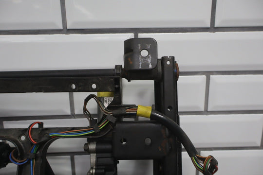 2004 - 2006 Pontiac GTO Passenger Power Seat Track OEM