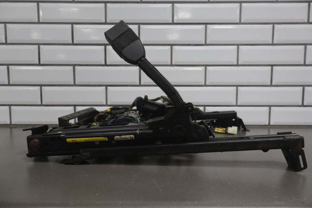 2004 - 2006 Pontiac GTO Passenger Power Seat Track OEM