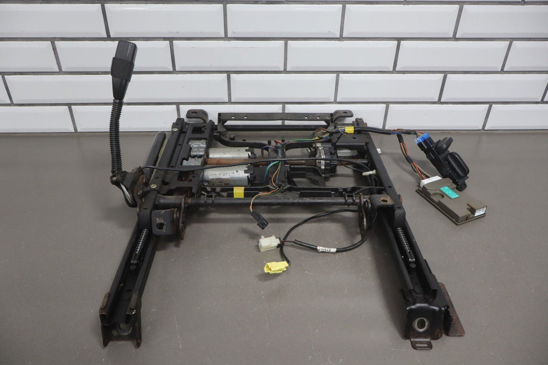 2004 - 2006 Pontiac GTO Passenger Power Seat Track OEM