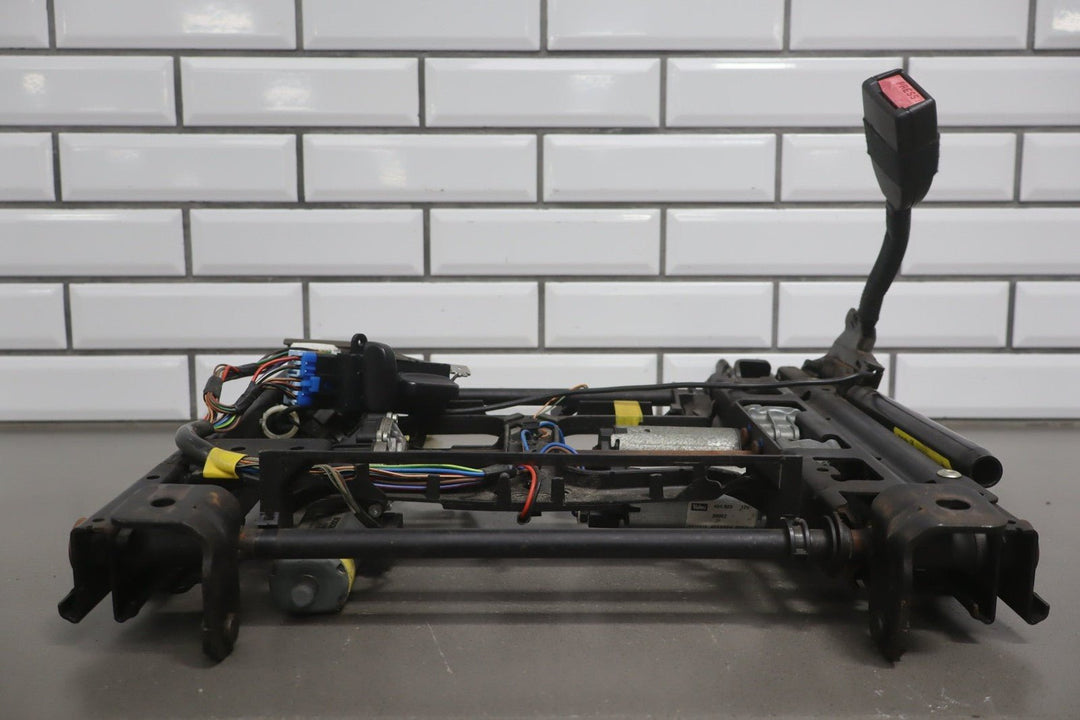 2004 - 2006 Pontiac GTO Passenger Power Seat Track OEM