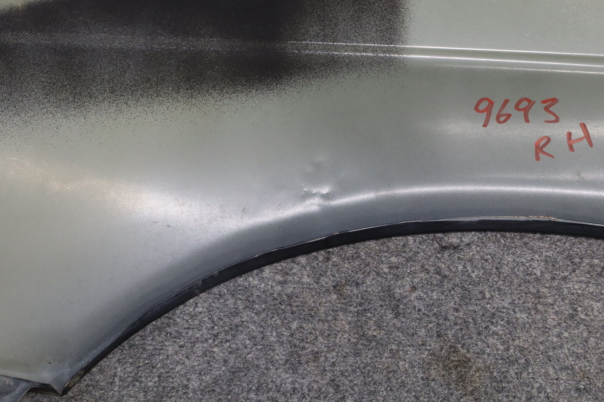 2004-2006 Pontiac GTO Right Fender Phantom Black 41