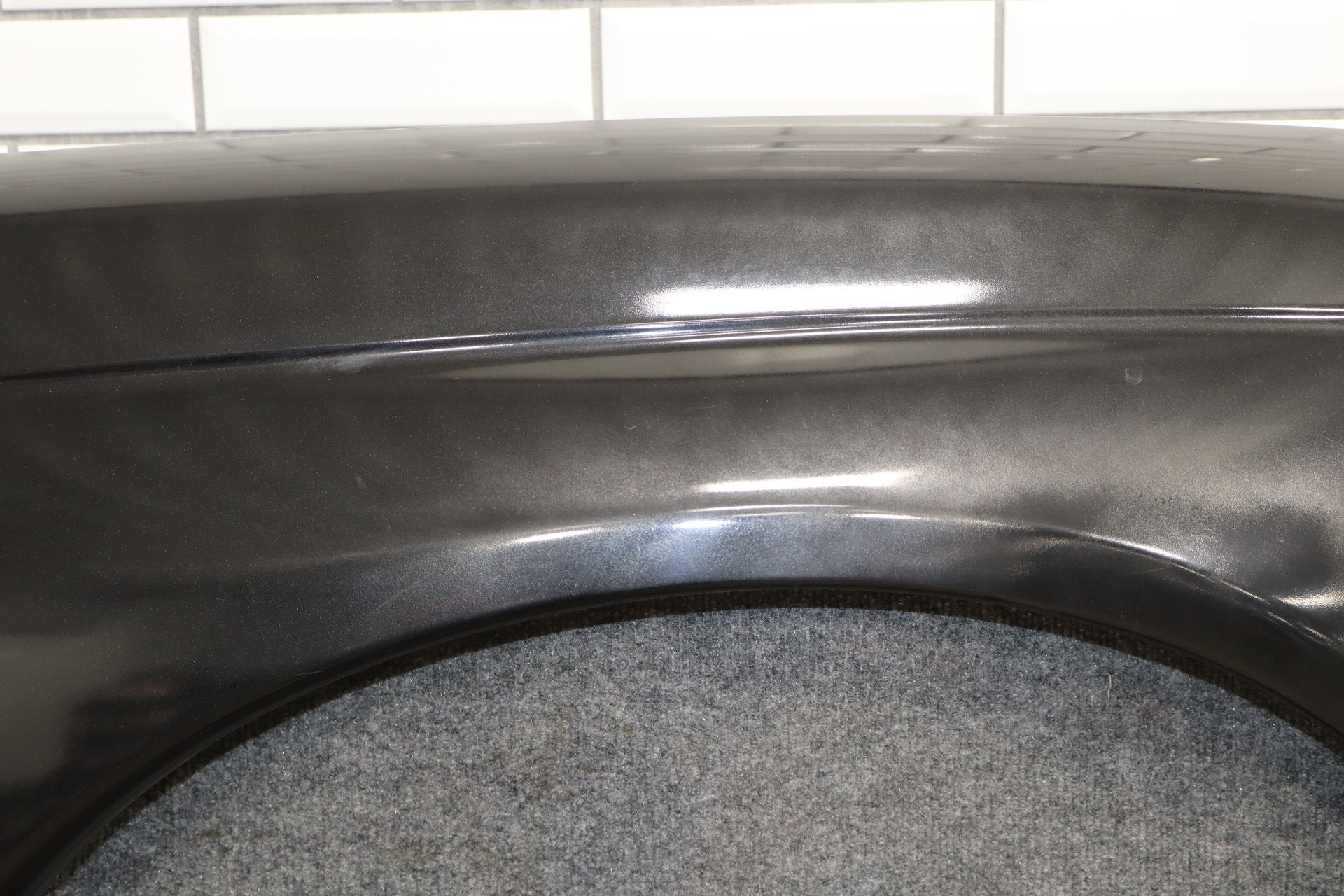 2004-2006 Pontiac GTO Right Fender Phantom Black 41