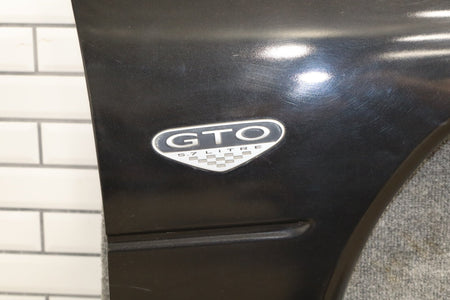2004-2006 Pontiac GTO Right Fender Phantom Black 41