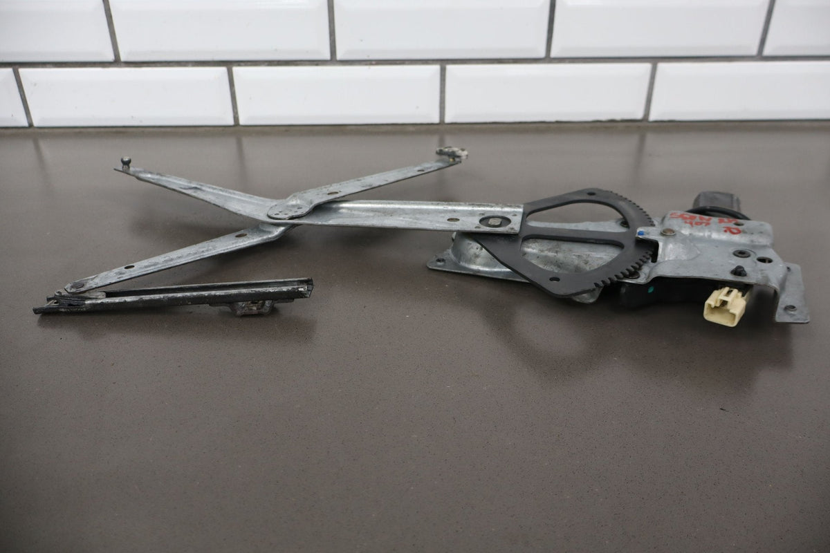 2004-2006 Pontiac GTO Right Front Door Regulator 92178259 OEM