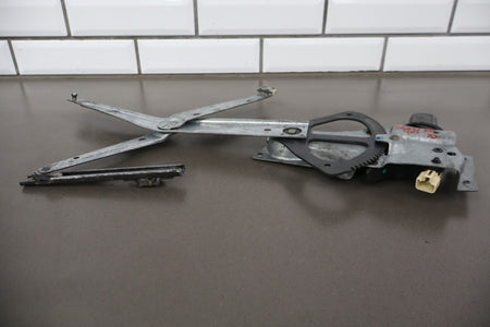 2004-2006 Pontiac GTO Right Front Door Regulator 92178259 OEM