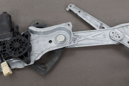 2004-2006 Pontiac GTO Right Front Door Regulator 92178259 OEM