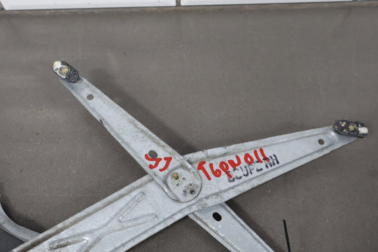 2004 - 2006 Pontiac GTO Right Front Door Regulator 92178259 OEM