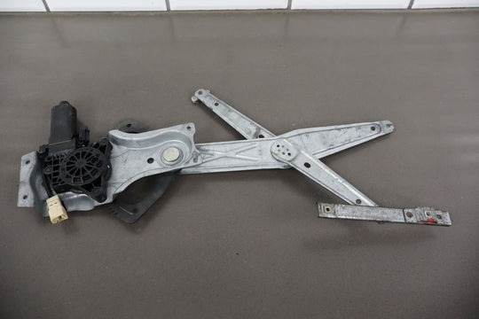 2004 - 2006 Pontiac GTO Right Front Door Regulator 92178259 OEM