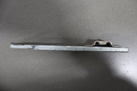 2004 - 2006 Pontiac GTO Right Front Door Regulator 92178259 OEM