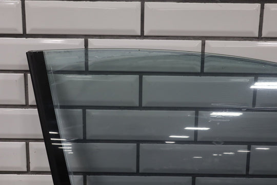 2004 - 2006 Pontiac GTO Right Front Door Window 92092783