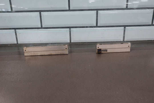 2004 - 2006 Pontiac GTO Right Front Door Window 92092783