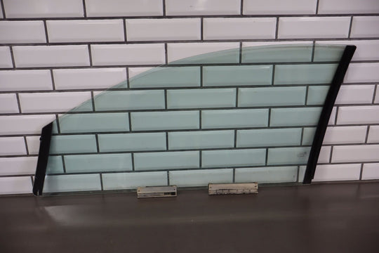 2004 - 2006 Pontiac GTO Right Front Door Window 92092783