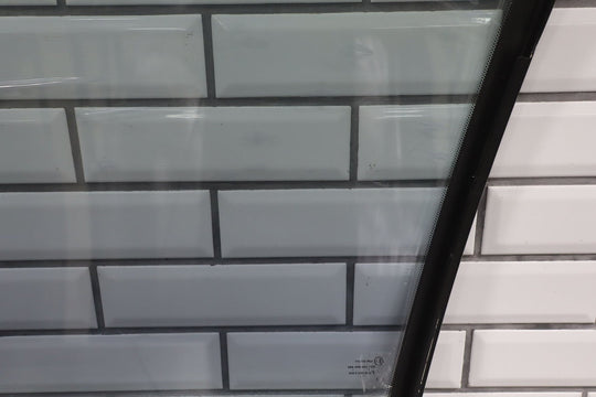 2004 - 2006 Pontiac GTO Right Front Door Window 92092783