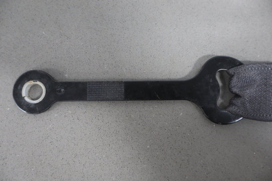 2004 - 2006 Pontiac GTO Right Front Seat Belt Black 812 88987836