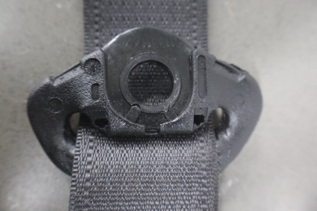2004 - 2006 Pontiac GTO Right Front Seat Belt Black 812 88987836