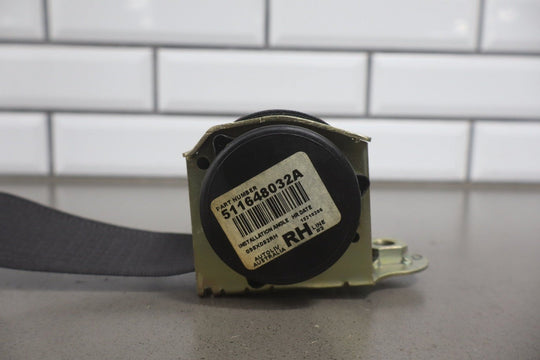 2004 - 2006 Pontiac GTO Right Front Seat Belt Black 812 88987836