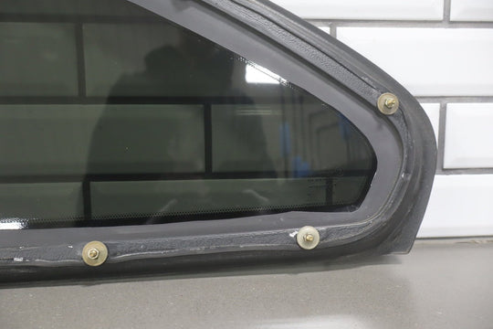 2004 - 2006 Pontiac GTO Right Quarter Window 92209200