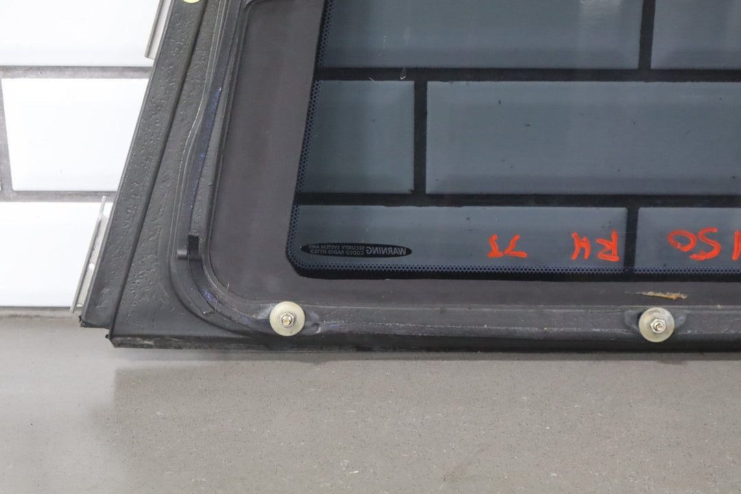 2004 - 2006 Pontiac GTO Right Quarter Window 92209200 OEM