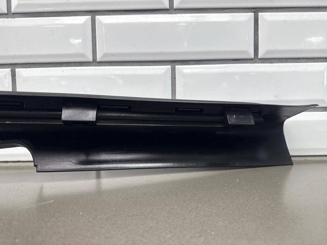 2004 - 2006 Pontiac GTO - Right Sill Plate & Kick Panel